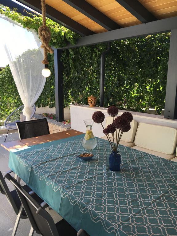 Holiday Home Vuko Sevid Exterior foto